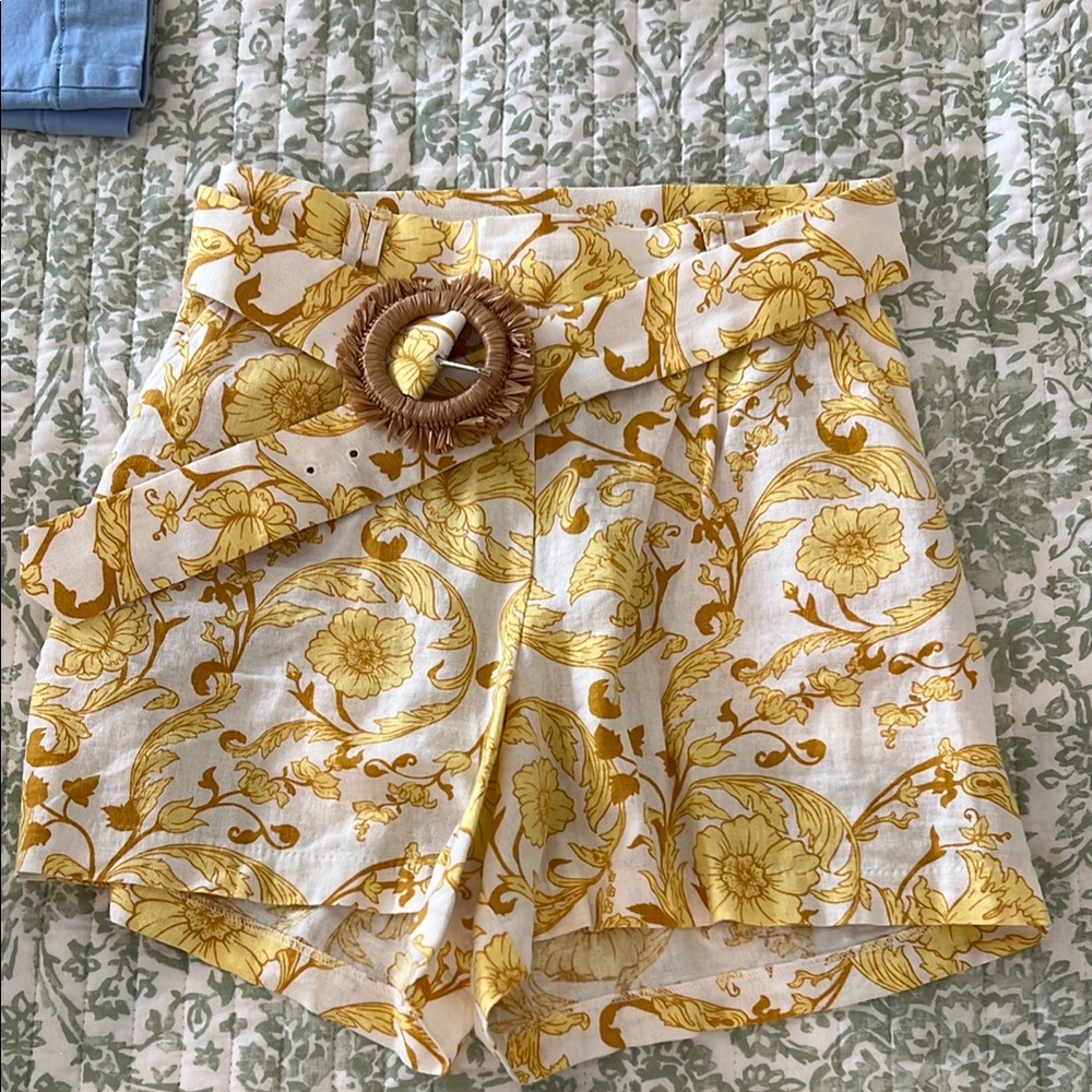 Floral Yellow Women's Shorts